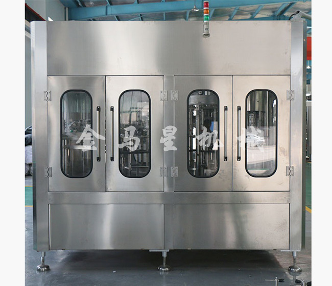 全自動(dòng)軟飲料灌裝機(jī)