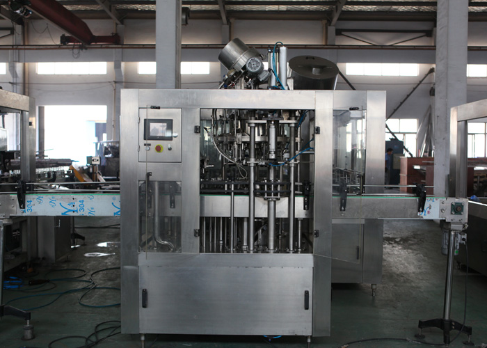 碳酸飲料灌裝機(jī)